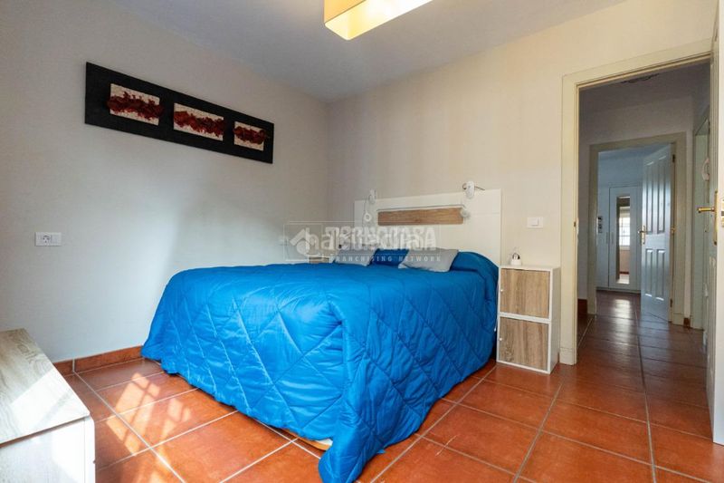 Foto 953856c5-80a5-4a22-9f2a-4040583214fb. Casa aparellada amb aparcament a Casco Urbano Adeje
