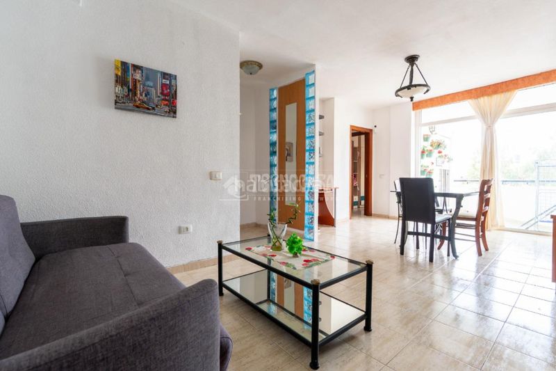 Foto 5b3e0b1f-53e9-4829-ae40-d57131c13fa6. Pis amb aparcament a Playa Fañabé Alto Adeje