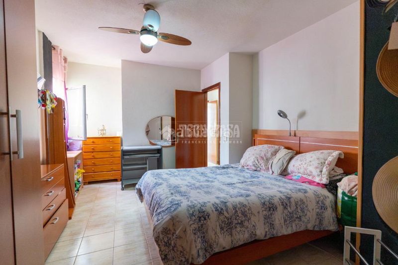 Foto c4b0d5c2-9bb9-46d8-8639-16f0dd15b615. Pis amb aparcament a Playa Fañabé Alto Adeje
