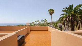 Pis a San Eugenio Alto. Piso en venta en adeje