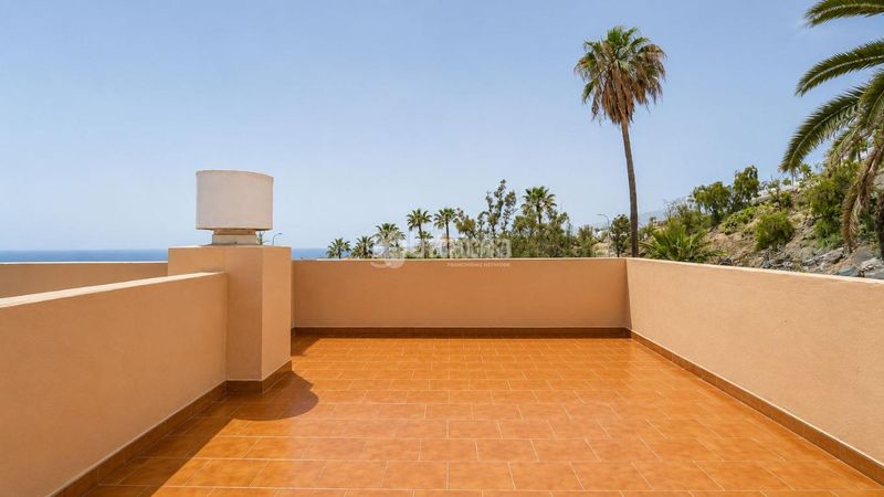 Foto 6847b9b2-df7c-4700-b690-417519d3f260. Piso  en venta en San Eugenio Alto Adeje