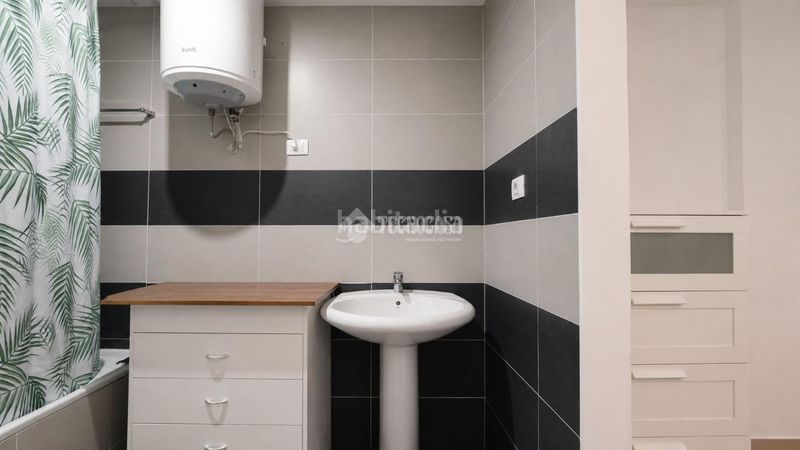Foto 94de3a72-6c29-48c3-a966-a4f82397f05c. Piso  en venta en San Eugenio Alto Adeje