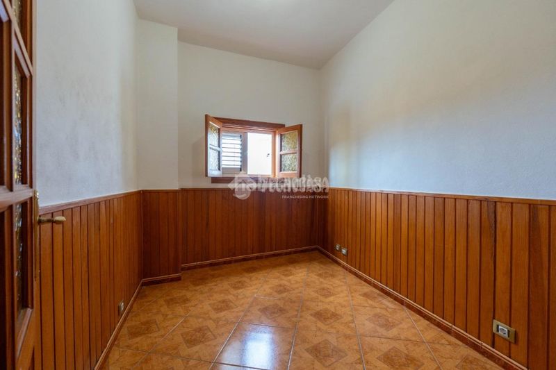 Foto 15873a36-a408-4a81-848d-77281debba88. Casa aparellada a Casco Urbano Adeje