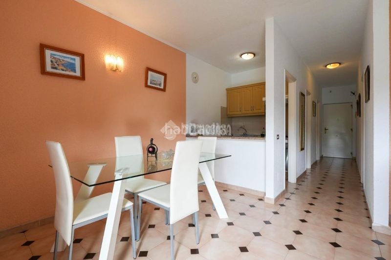Foto 5711c804-1564-42f6-be6e-6a6c19ff164c. Piso  en venta en San Eugenio Alto Adeje