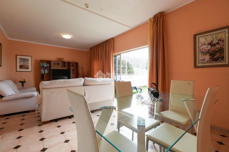 Foto a5cb12a6-8e2f-414a-bb4d-aca03580809d. Piso  en venta en San Eugenio Alto Adeje