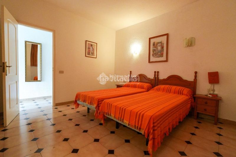 Foto ad4e935c-f81d-445c-bc01-f96795c69031. Piso  en venta en San Eugenio Alto Adeje