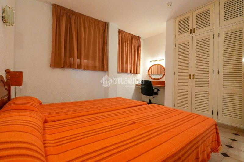 Foto bb7061d6-fa68-4270-81db-5de45a9d14a3. Piso  en venta en San Eugenio Alto Adeje