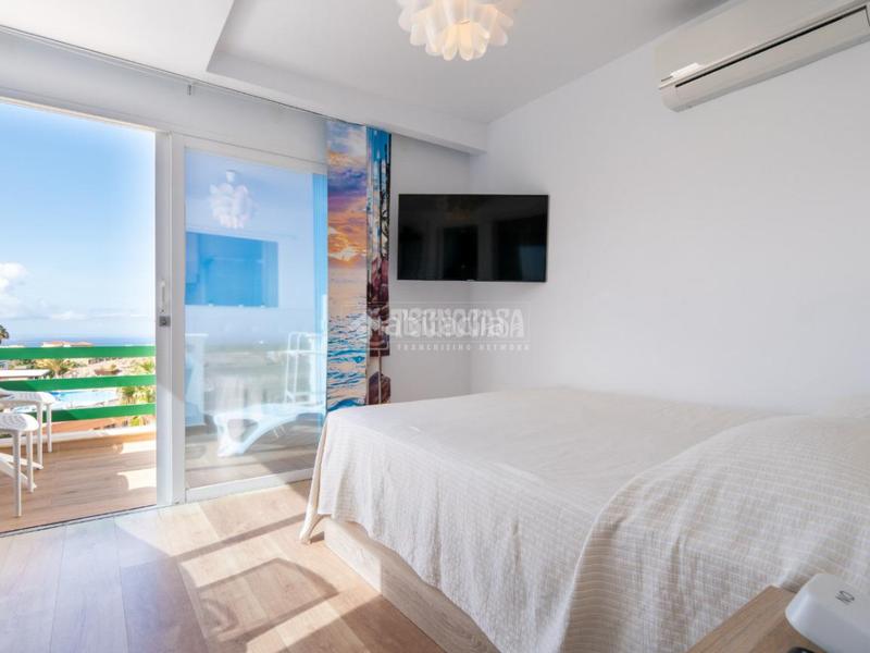 Foto d1da1670-78f8-4e1f-a54c-217e1b35670a. Dúplex piso en venta en Torviscas Centro y Alto Adeje