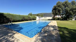 Casa pareada en Los Lagos. Casa en venta en moralzarzal