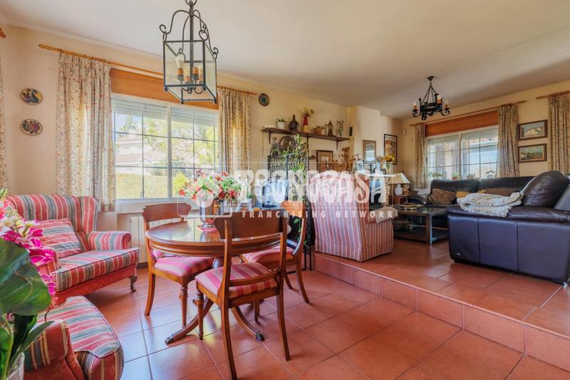 Foto d6d8b3ff-eab0-4086-9db9-8832d1c6bbf9. Casa  en venta en el boalo en Cerceda