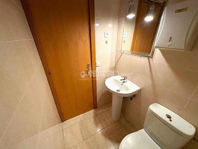 Foto fced4a04-d178-466c-8039-55ea0a85dd70. Lloguer local comercial a Centro Moralzarzal