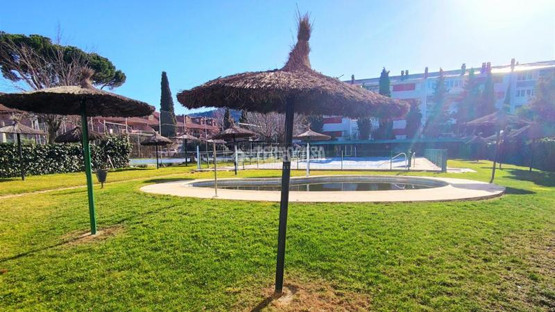 Foto e5544516-f0b2-4b47-aab8-4ba67d161876. Pis amb piscina a Colegios Moralzarzal