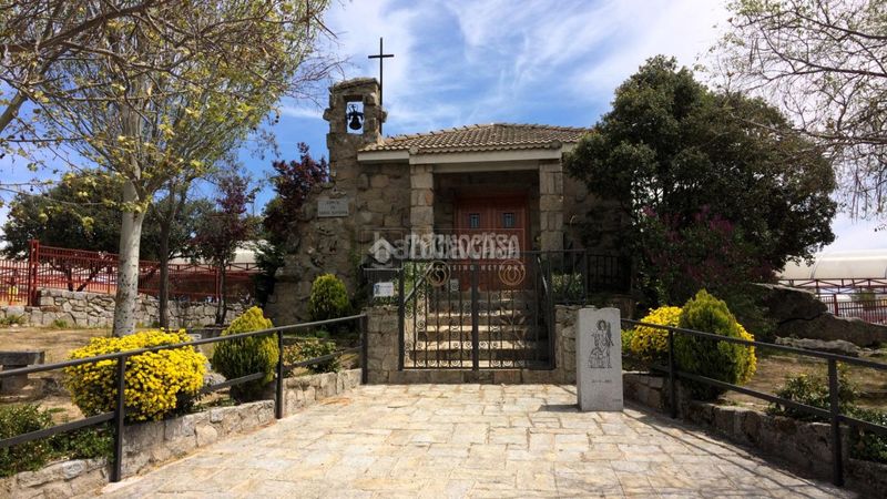 Foto b7b0e31d-d4f8-42fb-9682-aa44ffcf7b1c. Pis amb calefacció aparcament a Alpedrete