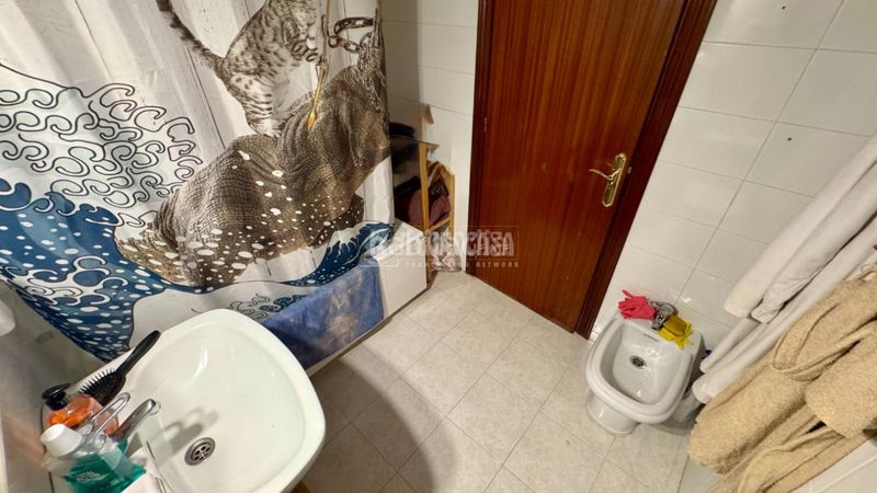 Foto f28252e6-6771-45d0-8b77-3af60adb6008. Pis amb calefacció aparcament a Centro Moralzarzal