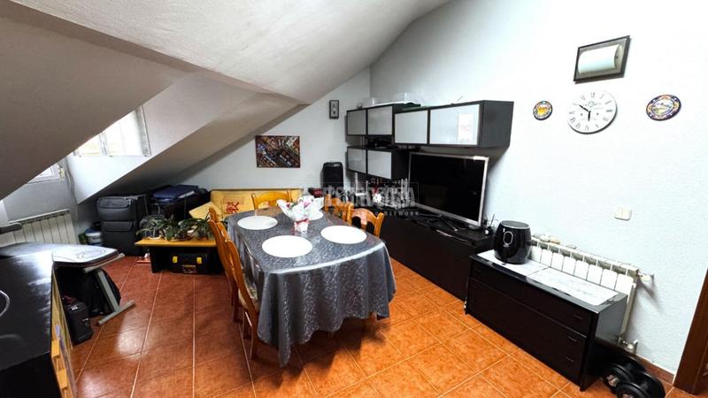 Foto 079940f1-356c-4290-a807-90294b513e22. Etagenwohnung mit heizung in Centro Moralzarzal