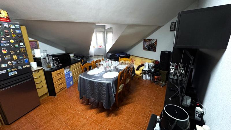 Foto 5e39d392-bf9f-45bd-90b1-09c2fc7de5f9. Etagenwohnung mit heizung in Centro Moralzarzal