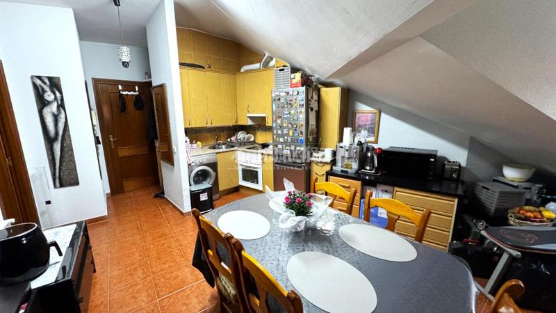 Foto e7dff8d4-5b7f-4168-bf95-8a6b5d66588f. Etagenwohnung mit heizung in Centro Moralzarzal