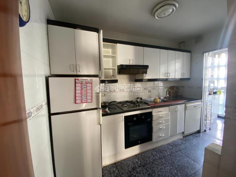 Foto 0906a515-b298-403f-9665-8cbd592abf11. Etagenwohnung mit heizung in Las Águilas Madrid