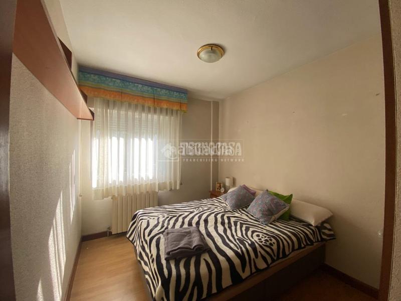 Foto 0f4e6d6d-f915-4a08-8ff4-0637d5cc0107. Etagenwohnung mit heizung in Las Águilas Madrid
