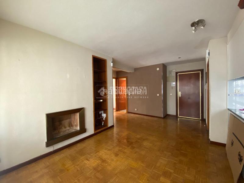 Foto 4d77b30d-0589-4ce6-84e9-2ae65e2357ae. Etagenwohnung mit heizung in Las Águilas Madrid