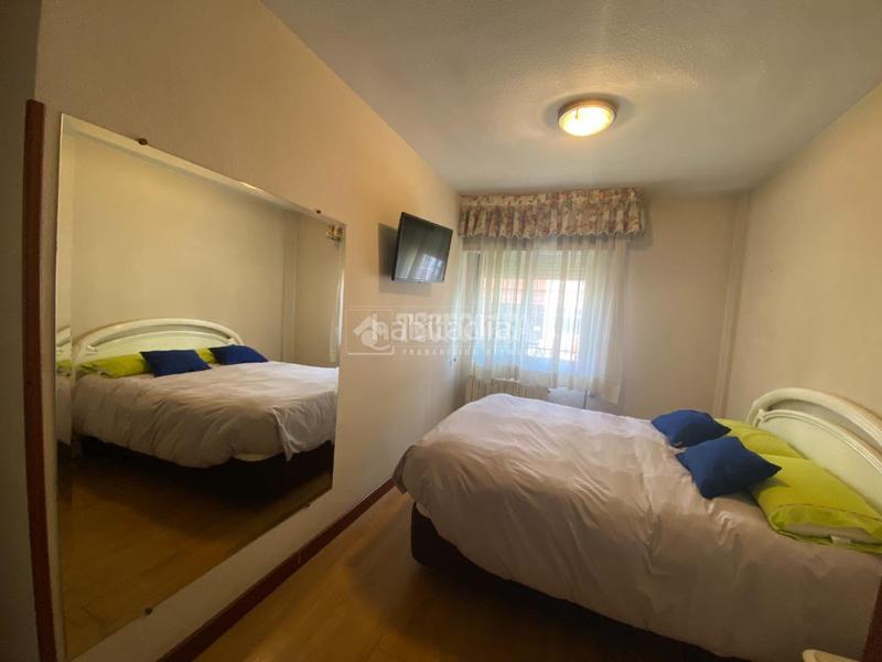 Foto 8437105f-30ec-446c-87c6-f49e5622266c. Etagenwohnung mit heizung in Las Águilas Madrid