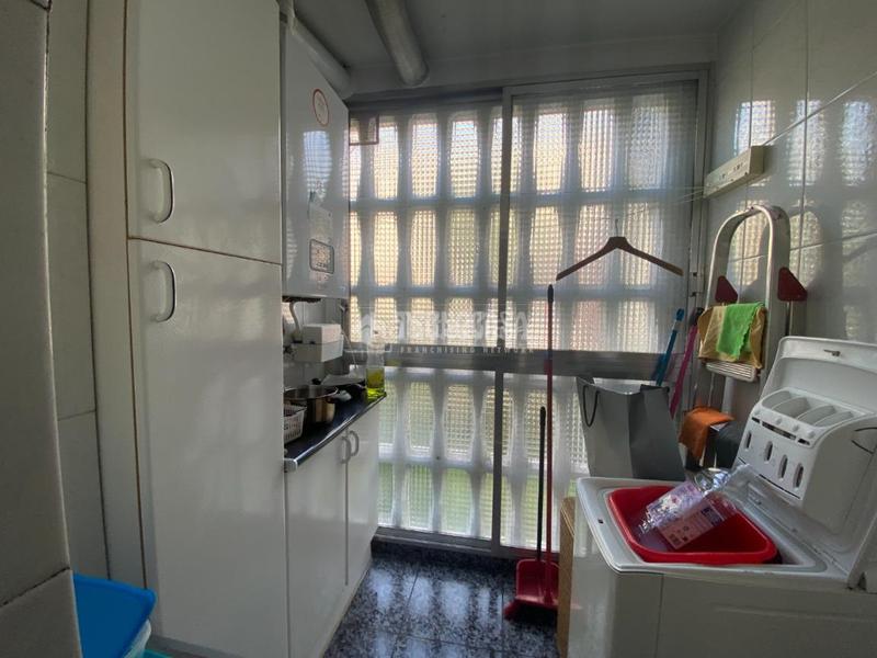 Foto 92ea03d8-3fe9-4e9a-9b4a-a01a44de1ba2. Etagenwohnung mit heizung in Las Águilas Madrid