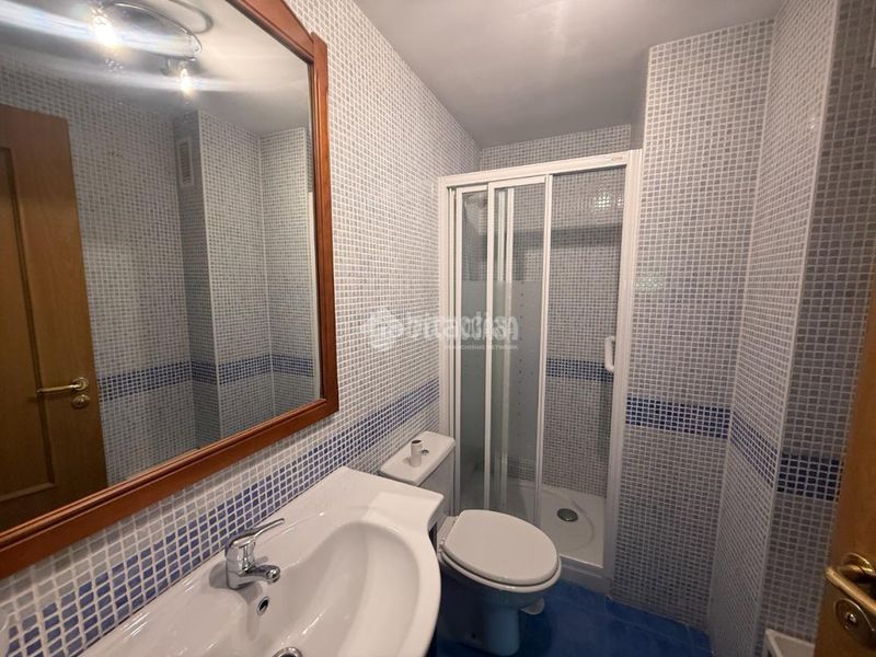 Foto 0cddb6cb-9bfd-4f5e-b564-9b83eee15681. Pis amb calefacció aparcament piscina a Cuatro Vientos Madrid