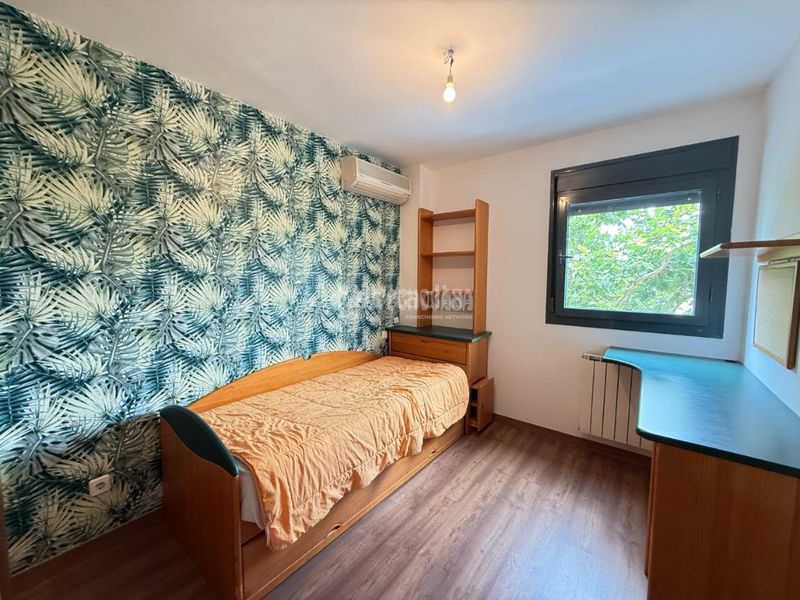 Foto 77d1dd25-946a-4d2f-adbe-645d572fcd31. Pis amb calefacció aparcament piscina a Cuatro Vientos Madrid