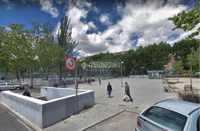 Foto 5e204301-779c-48ac-aeb2-6a024c03c072. Parking coche boxplaza de garaje en venta en Las Águilas Madrid