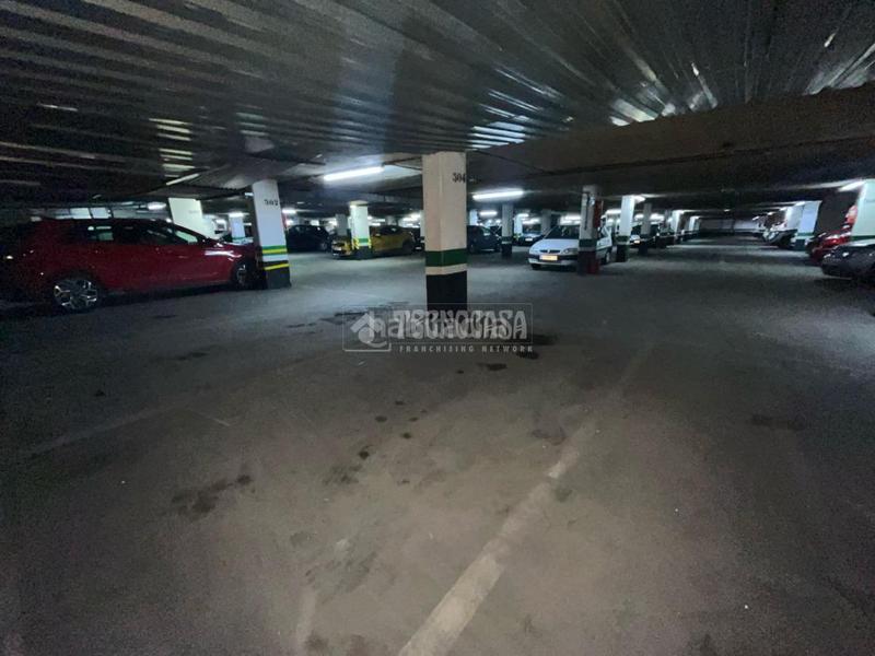 Foto 9cf9c374-d32b-4484-9288-e8915cf9f318. Aparcament cotxe a Las Águilas Madrid