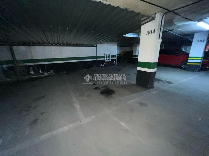 Foto b753aa88-7754-40de-adff-65737f18b2b7. Aparcament cotxe a Las Águilas Madrid