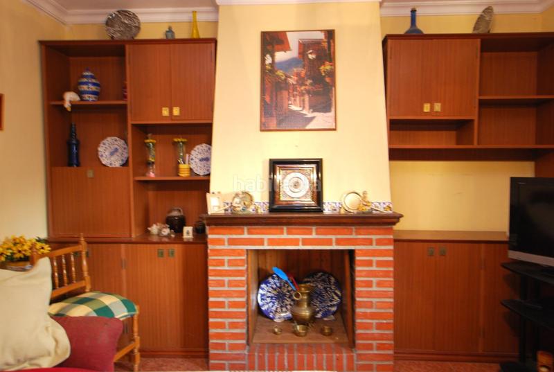 Foto 8610f9ad-e365-49e4-b2f5-eaafff4bbc27. Haus mit parking in Periana