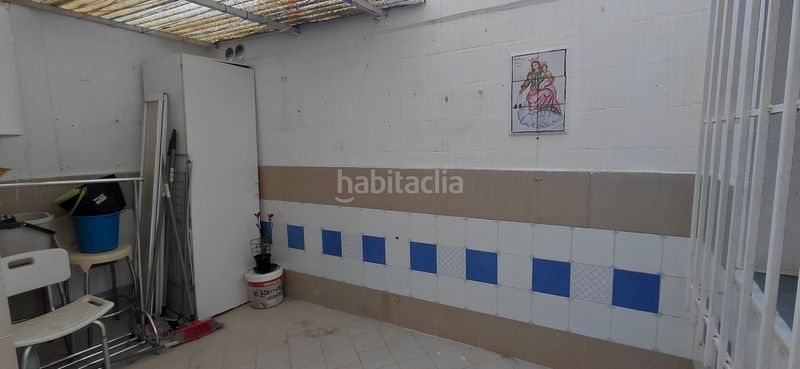 Foto 80a6241a-d9ac-4da0-9eac-d54af43df9bd. Pis a Barrio de Ciudad Jardín Málaga