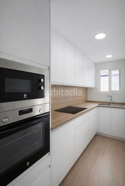 Foto d2e3a4b0-7a22-4e88-9006-9e82b0a6b324. Lloguer pis amb calefacció a El Palo Málaga