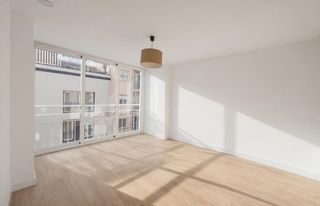Rent Flat  Málaga - cl visconti. Piso con encanto a un paso del mar en el palo  listo para entrar
