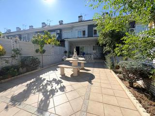 Pis a Fuentebella-San Fermín-El Leguario. Piso en venta en parla