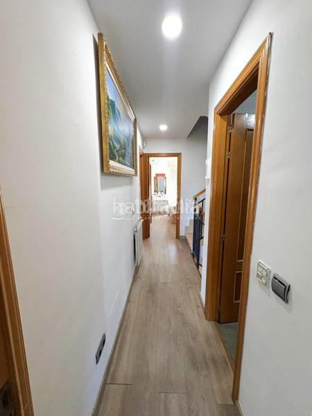 Foto 700f94d2-f134-49d5-bce1-f17c99940db6. Casa pareada casa en venta en Fuentebella-San Fermín-El Leguario Parla