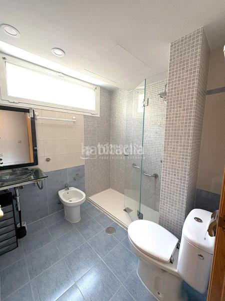 Foto 6ce52ced-0ad8-476d-9a43-0fa47f70003a. Pis amb calefacció aparcament a La Ermita Parla