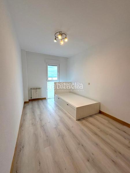 Foto b832e6ec-e21a-4f3a-ba66-ba3c1925292e. Pis amb calefacció aparcament a La Ermita Parla