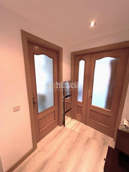 Foto c0d1c504-8905-48d0-a875-accaa3a2ed76. Pis amb calefacció aparcament a La Ermita Parla