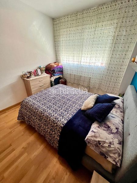 Foto 410d16bb-debe-4434-a294-a7453db727e3. Flat with heating parking pool in Parla este Parla