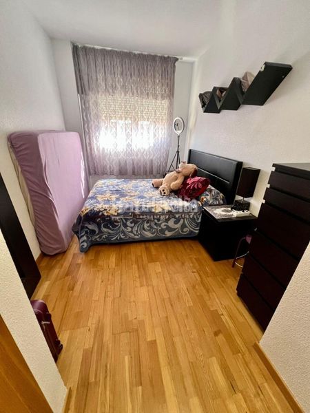 Foto 4aab9e9c-08f8-4186-916c-c356395c2fbf. Flat with heating parking pool in Parla este Parla