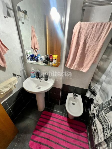 Foto 5d640dfa-7fb8-447e-8f50-83ec16d315d6. Flat with heating parking pool in Parla este Parla