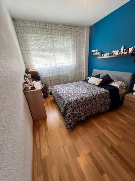 Foto 7fb62568-bcf1-4c52-8bb6-91236682a5af. Flat with heating parking pool in Parla este Parla