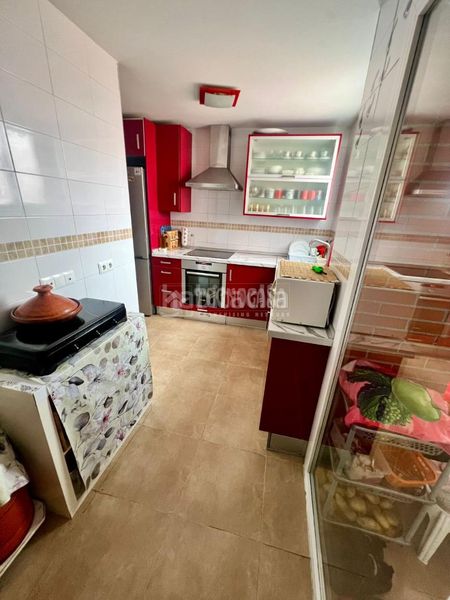 Foto 89a291d4-e6c5-4541-907c-97995fea3f34. Flat with heating parking pool in Parla este Parla