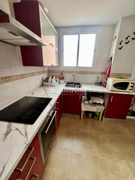 Foto 9dfac030-b40e-4e45-997b-d11caa3ae57b. Flat with heating parking pool in Parla este Parla