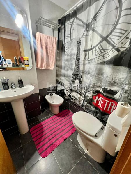 Foto f1a05567-80c6-47b3-8c13-cacd9dfb62ce. Flat with heating parking pool in Parla este Parla