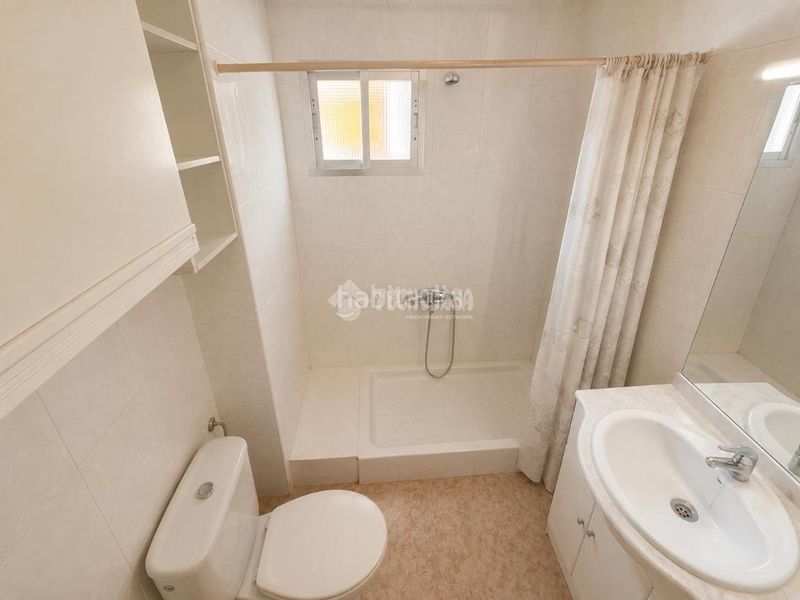 Foto d51e6320-b2f2-4e47-a7cd-7434c3585232. Piso  en venta en Palma - Palmilla Málaga