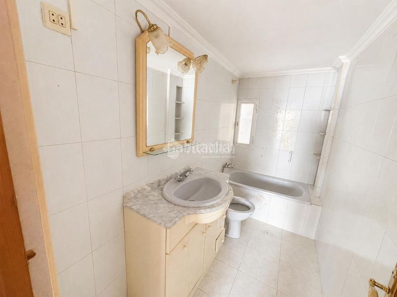 Foto 1ffbc2a8-94ac-4286-ad51-d97fb876da97. Casa aparellada a Palma - Palmilla Málaga