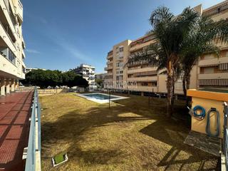 Pis a Residencial Jardín Botánico. Piso en venta en málaga
